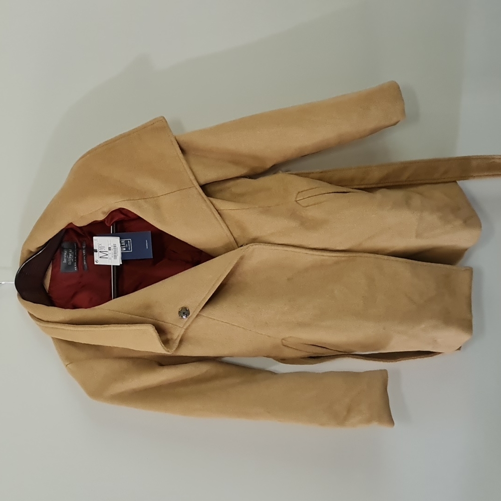 Woman's light Brown single breasted pea coat